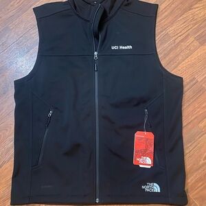 The North Face Vest Men’s large Black Windwall Embroidered UCI Health Logo